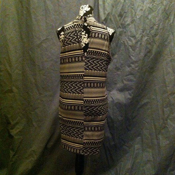COPY - New Sleeveless Zig Zag Dress - Picture 4 of 4